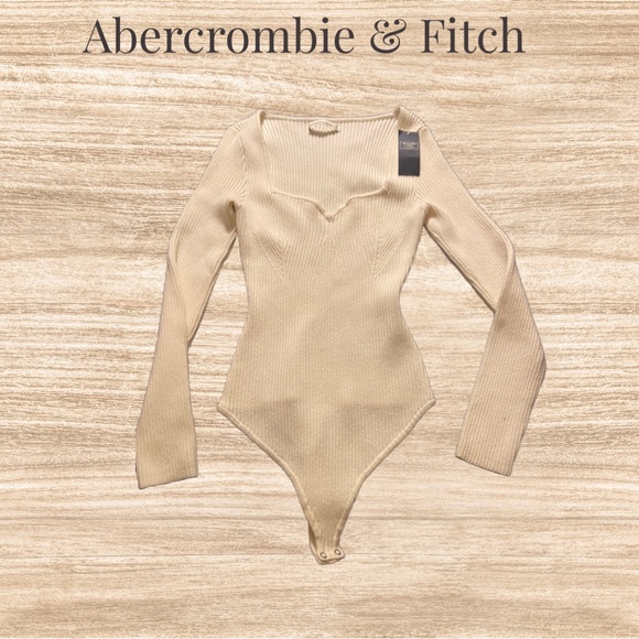 Abercrombie & Fitch Tops - Abercrombie & Fitch Sweetheart body suit Final Price Drop⬇️